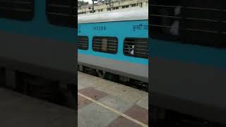 Madurai Vaigai Super Fast Express #shorts #railway #vaigai #vaigaiexpress