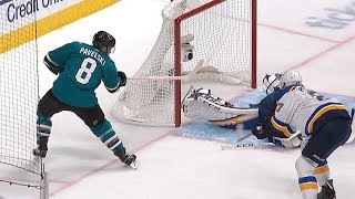 Joe Pavelski swats in the rebound for a power-play goal