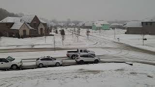 2-2-2022 Hyperlapse of Snow falling in SE Michigan. 9am-9:30am