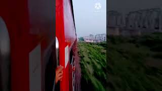 15959-Howrah / Dibrugarh Kampur express crossing Bridge 🚆🚆🇮🇳 #lndianrailway #lndian #railway #expres