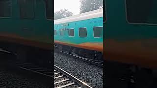 Dangerous 130kmph attack of Kerala Express at Palwal - Indian Railways #shorts