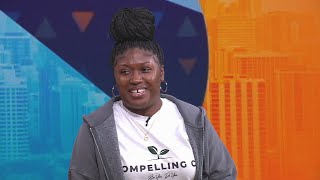 Woman Walks To Explore Chicago's History