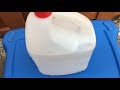 喝完的牛奶罐别扔 don’t throw the milk jug