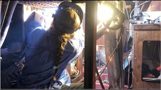 |EP29| MIG welding (steel hull) with Tom from the KARAKA sailboat