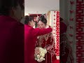 妈妈看着女儿 再也没忍住泪水 wedding