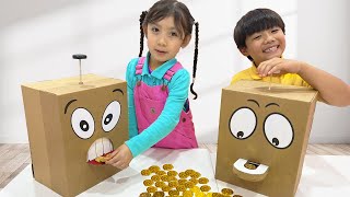Wendy's Piggy Bank Adventure: Maddie and Eric Learn to Save Money