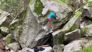 Squamish Bouldering: Mosquito Incubator (v8)