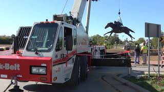 HTC-8660 Series II Lifts Secretariat Statue