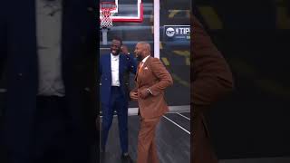 "That's the Shaq I know" 😭😭 Chuck had his joke ready after Shaq tried to score on him 🤣  #nbaontnt