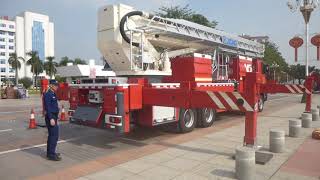 开平徐工54米登高平台消防车收起支腿 China Kai Ping  XCMG 54M Platform Fire Truck Retracts Outriggers