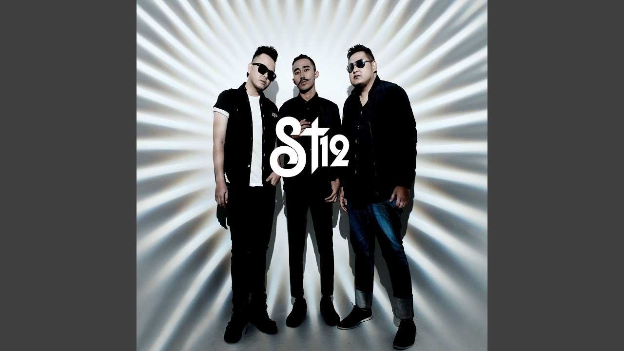 ST12 - Kereta Asmara ST12 - Kereta Asmara