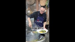 一锅成菜麻辣够味泡椒味浓 #食材新鲜才是硬道理 #泡椒鹅杂