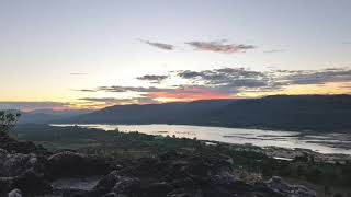 ชมพระอาทิตย์ขึ้นที่อุทยานแห่งชาติผาแต้มSunrise at scenic view point Pha Taem National park, Thailand