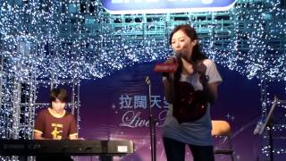 葉慧婷 - 娃娃看天下 @ Live Stage (20110721)