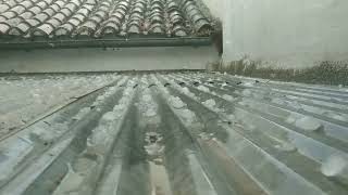 ⚠️⚠️Brutal granizada durante unos minutos en #Antequera, granizo de varios cm de diámetro..