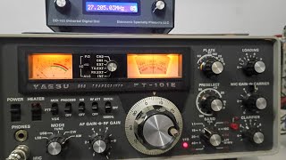 Yaesu FT101E with DD103 Frequency Counter