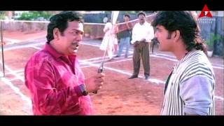 Nagarjuna Funny Dance || Ninne Pelladata Movie || Nagarjuna, Tabu