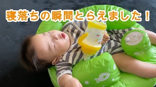 寝落ちの瞬間がかわいすぎる！6ヶ月の赤ちゃんがミルクで寝落ち？