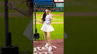 Rakuten Girls楽天ガールズ-菲菲AVIVA フェイフェイ- 韓風應援正前方抖動😳 #台湾チアリーデ#樂天女孩 230815