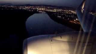 Night landing en Barcelona Ryanair Boeing 737-800 aterrizaje de noche en El Prat Barcelona