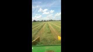 Silage 2013-swath wuffling