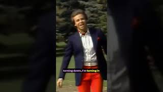 Rick Moranis Lounge Singer Goes Full 80s | SCTV Throwback!