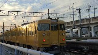 山陽本線115系普通電車岡山行き　東岡山発車