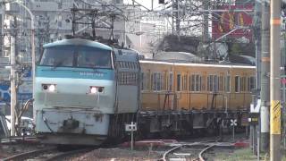 JR貨物 EF66-104(吹)牽引貨物列車(空コキ) 2074レ 広島駅付近 2011.3