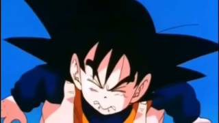 Goku se despide de Goten - Goku abraza a Goten - Dragon Ball Z