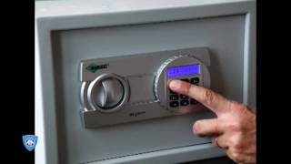 Security Expert Breaks into the AMSEC ES1014 Lock in Under One Minute
