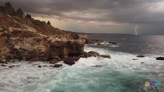 Adéntrate en el paraíso: Explorando las playas de Oaxaca desde las alturas