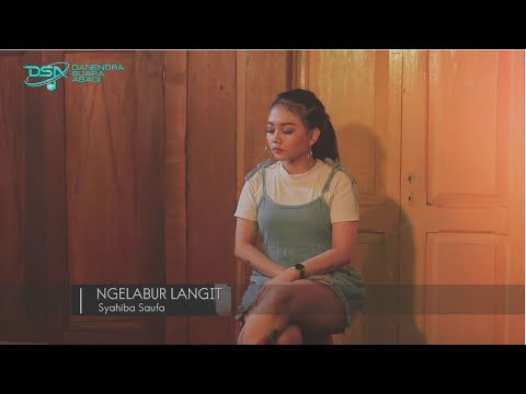 Syahiba Saufa Ngelabur Langit
