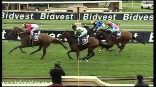 Scottsville 30112014 Race 2 won by ALPINE RIDGE