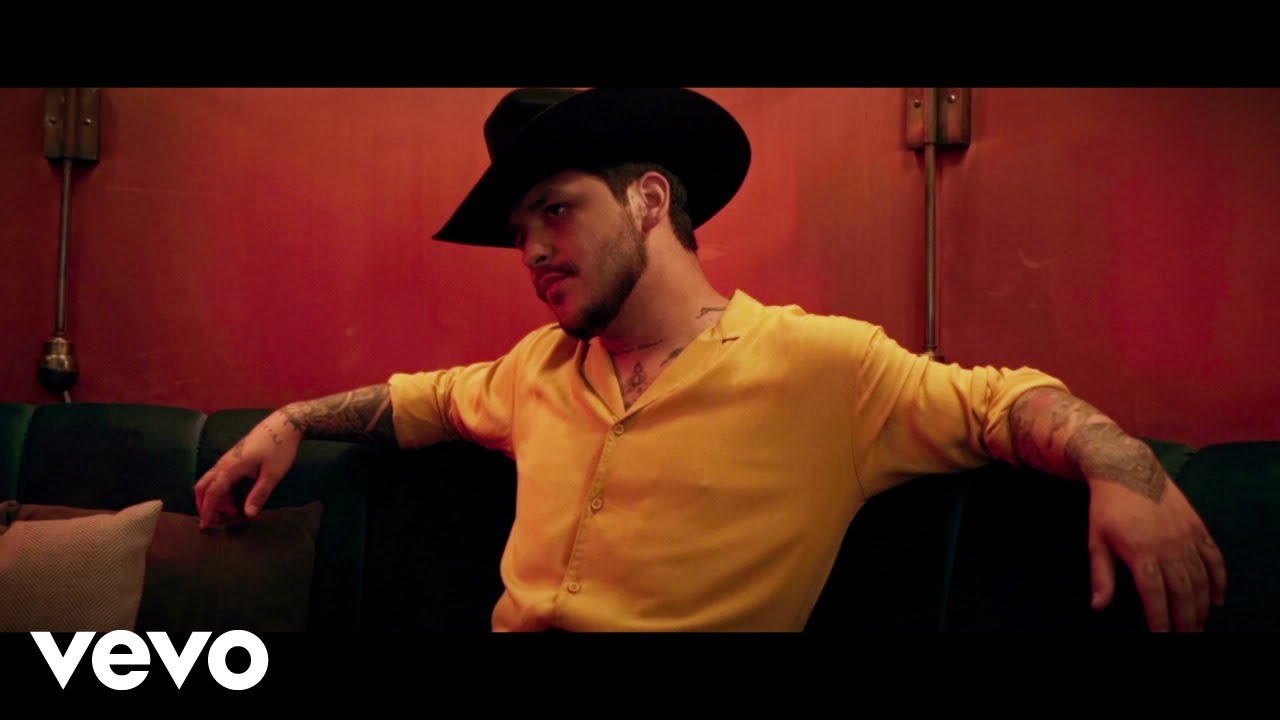 Christian Nodal - Nace Un Borracho (Video Oficial)’ Christian Nodal - Nace Un Borracho (Video Oficial)