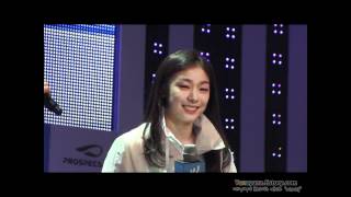 [2012.04.28] 프로스펙스 w콘서트 김연아 아이컨택 \u0026 인사