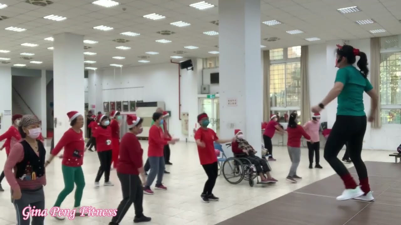 FELIZ NAVIDAD ” By Dj Jurlan Remix // 樂齡有氧舞蹈 // Zumba // Dance - YouTube