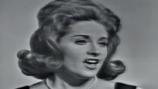 Lesley Gore "Hello, Young Lovers" on The Ed Sullivan Show
