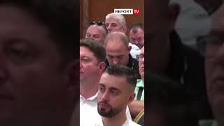 Berisha merr në mbrojtje Fredi Belerin: S’kishe as 50 lekë në xhep kur u arrestua, po darkonte!