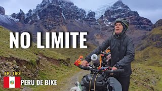 CHEGUEI no LIMITE: ENFRENTANDO NEVASCA e MAL de ALTITUDE | Cordilheira de bicicleta