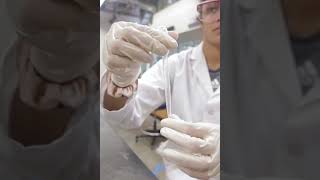 How do you use a disposable pipette?