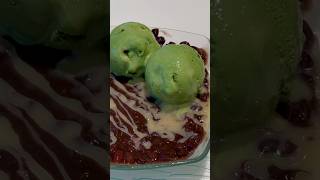 Matcha green tea ice cream in red beans ice #yummy #icecream #shorts #satisfying