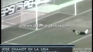 ARCHIVO DIFILM. Jose Chamot en la liga paraguaya y en la Seleccion Argentina (18/018/2000)