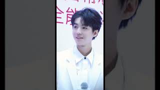 【TFBOYS 王俊凯】飯拍 法國希思黎Sisley首位全球品牌代言人王俊凱出席品牌活動 今天是帥氣優雅的白馬王子呀【Karry Wang Junkai】