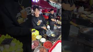 Fried rice and fried noodles are sold during the late night snack