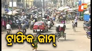 Locals continue to face traffic owes over administrative apathy in Berhampur