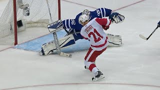 10/18/17 Condensed Game: Red Wings @ Maple Leafs