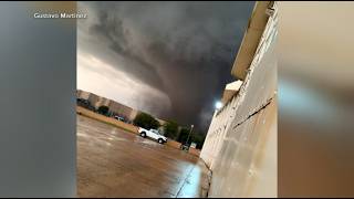 Massive tornado tears through Enid, Oklahoma