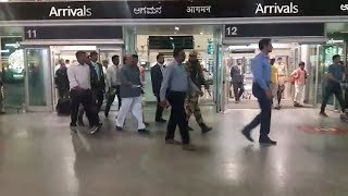 Congress MLA Roshan Baig detained at Bengaluru airport while boarding plane