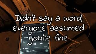 Keeping everything inside : Sophie Pecora ~ lyrics video