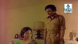 Trimurti Kannada movie (1975)